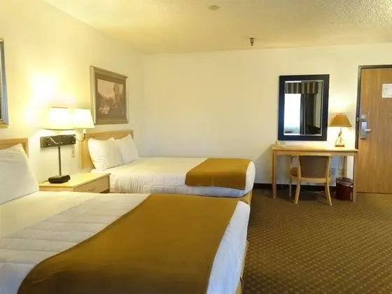 Oda, 2 Büyük (Queen) Boy Yatak, Sigara İçilmez