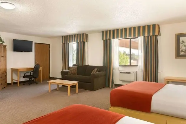 Oda, 2 Büyük (Queen) Boy Yatak, Sigara İçilmez