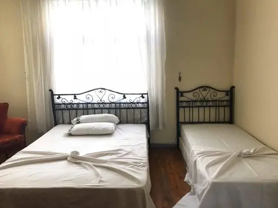 Çift Kişilik, Şehir Manzaralı