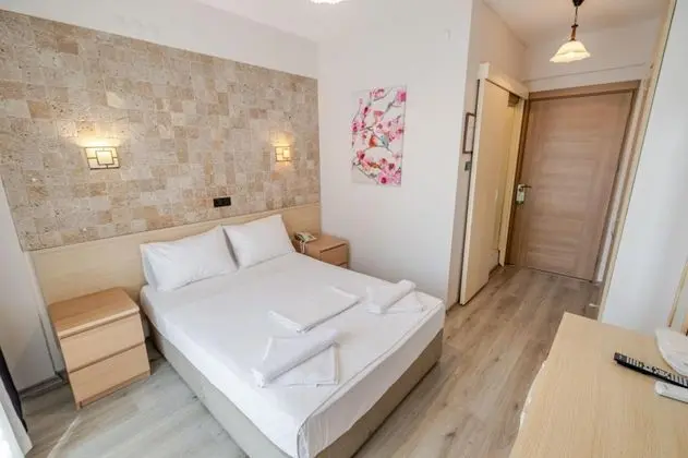 Standart Oda, Bahçe Manzaralı