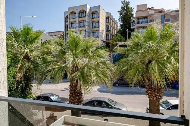 Standart Oda, Bahçe Manzaralı