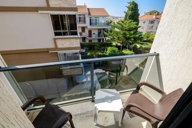 Standart Oda, Bahçe Manzaralı