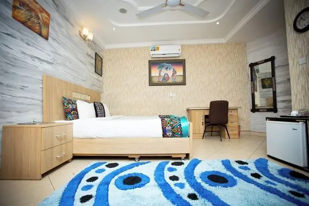 Deluxe Tek Büyük Yataklı Oda
