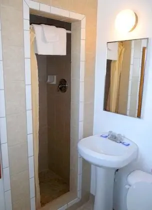 Comfort Tek Büyük Yataklı Oda, 2 Çift Kişilik Yatak