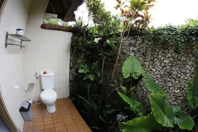Bungalov, Havuz Manzaralı