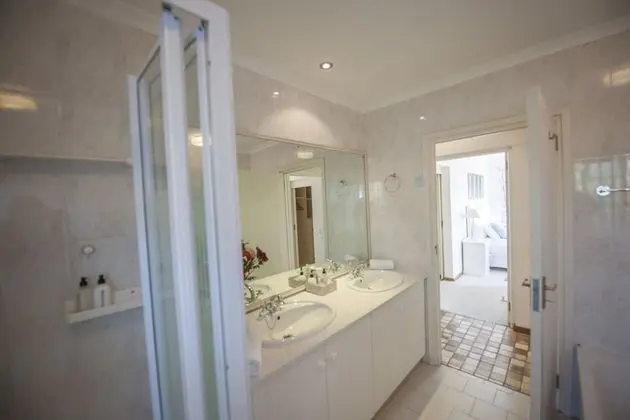 Süit, 2 Yatak Odası (Sunkissed, 1 bathroom)