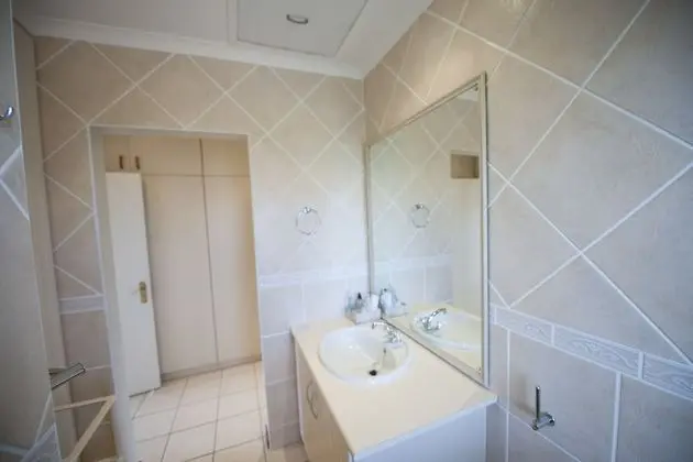 Süit (Harmony King or twin, en-suite & loun)