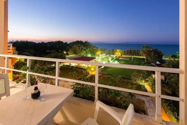 Stüdyo, Deniz Manzaralı