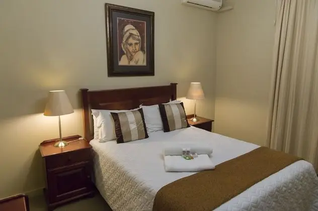 Comfort Oda, 1 Yatak Odası (Rm 1, Double bed, garden access)