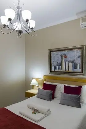 Comfort Oda, 1 Yatak Odası (Rm 3, Double bed, view of garden)