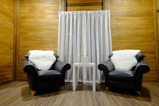 Exclusive Villa (Couple)