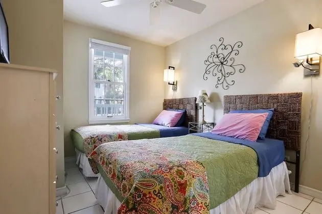 Ev (2 Bedrooms)