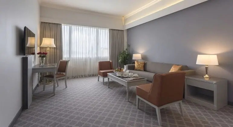 Executive Oda, 1 En Büyük (King) Boy Yatak, Business Dinlenme Salonu Kullanımı, Deniz Manzaralı
