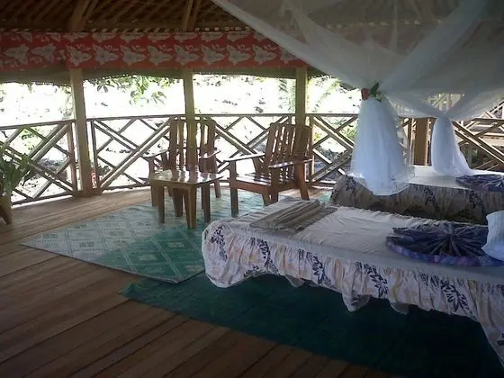 Bungalov, Ortak Banyo (Fale with Fan)