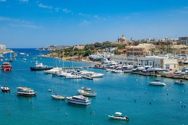 Standard Tek Büyük veya İki Ayrı Yataklı Oda, Deniz Manzaralı