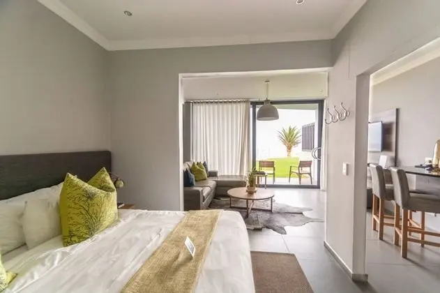 Luxury Tek Büyük Yataklı Oda