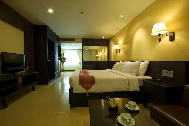 Nouveau Room