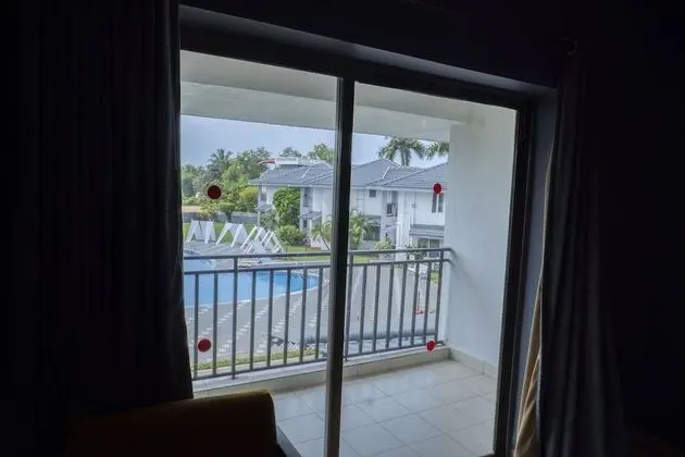 Deluxe Oda, Balkon, Havuz Manzaralı