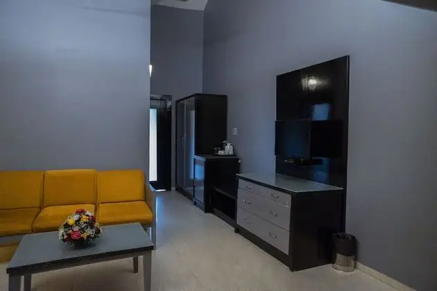 Luxury Süit, Balkon, Bahçe Manzaralı (with living room)