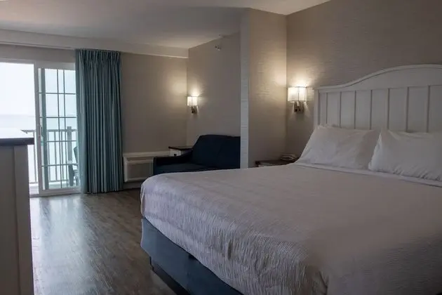 Deluxe Oda, 1 En Büyük (King) Boy Yatak ve Çekyat, Balkon, Göl Manzaralı