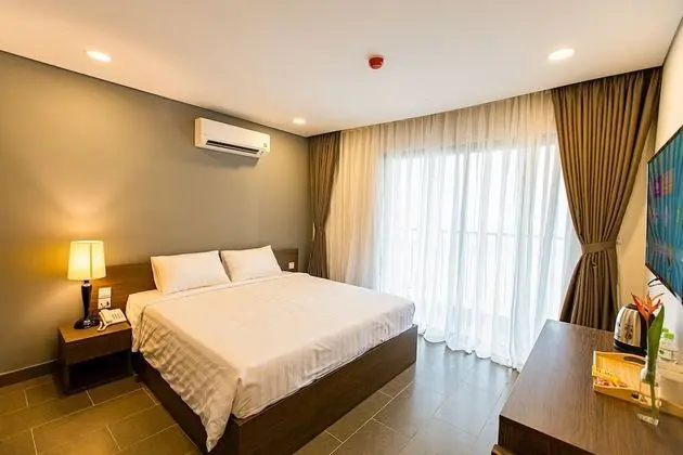 Deluxe Tek Büyük Yataklı Oda, Balkon