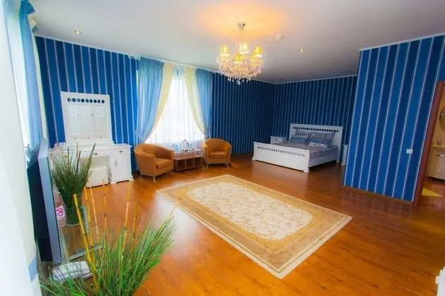 Deluxe Tek Büyük Yataklı Oda