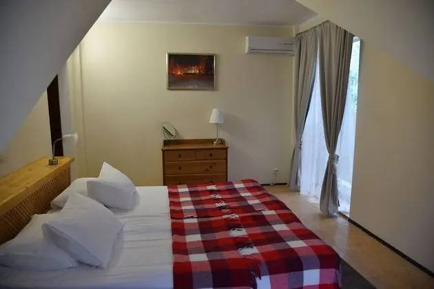 Family Dört Kişilik Oda