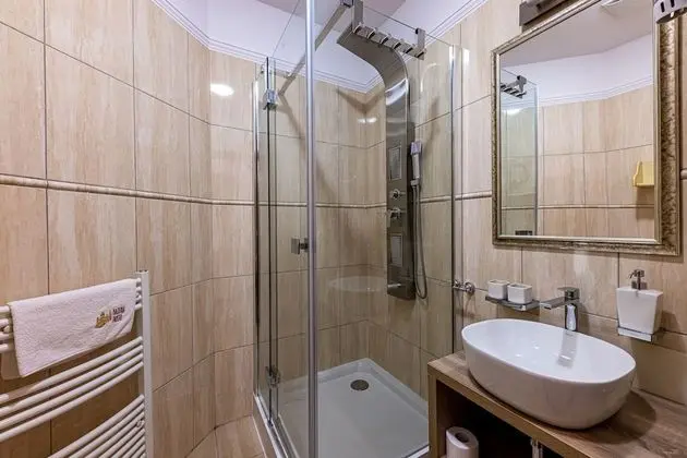 Comfort Tek Büyük Yataklı Oda