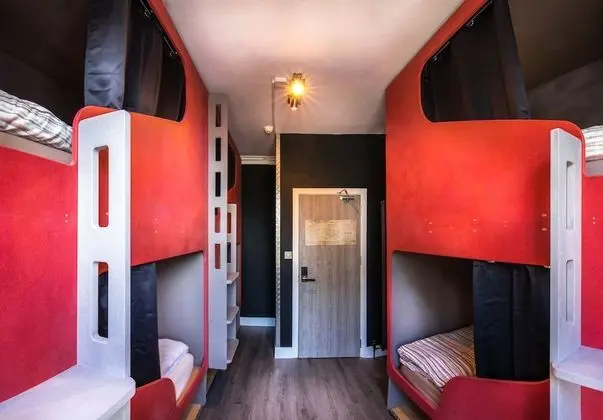 Standard Ortak Ranzalı Oda, Nehir Manzaralı (Shared Bathroom)