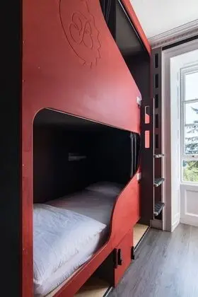 Standard Ortak Ranzalı Oda, Nehir Manzaralı (Shared Bathroom)