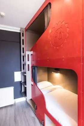 Standard Ortak Ranzalı Oda, Nehir Manzaralı (Shared Bathroom)