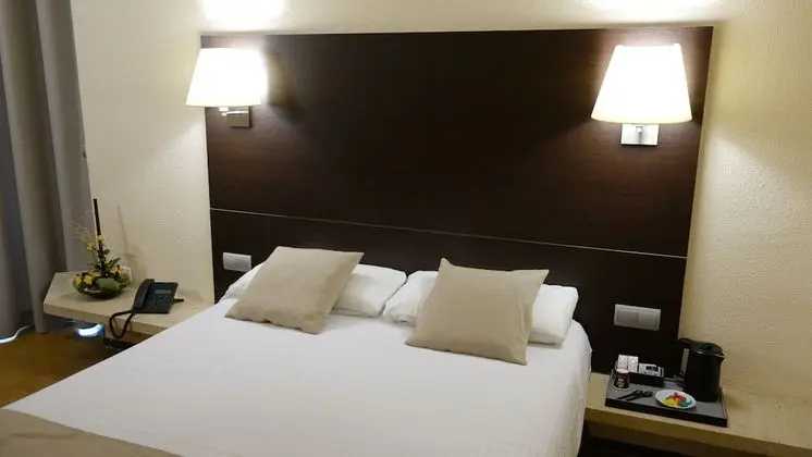 Tek Büyük Yataklı Oda (with extra bed)