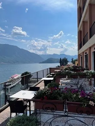 Tek Büyük Yataklı Oda, Balkon, Göl Manzaralı