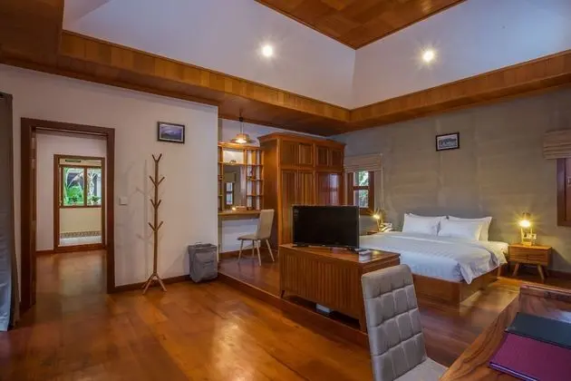 Grand Villa (President Suite)