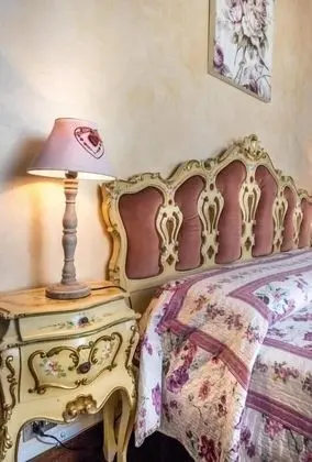 Classic Tek Büyük Yataklı Oda