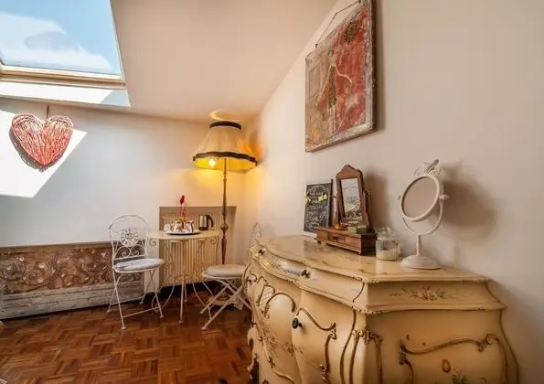 Classic Tek Büyük Yataklı Oda