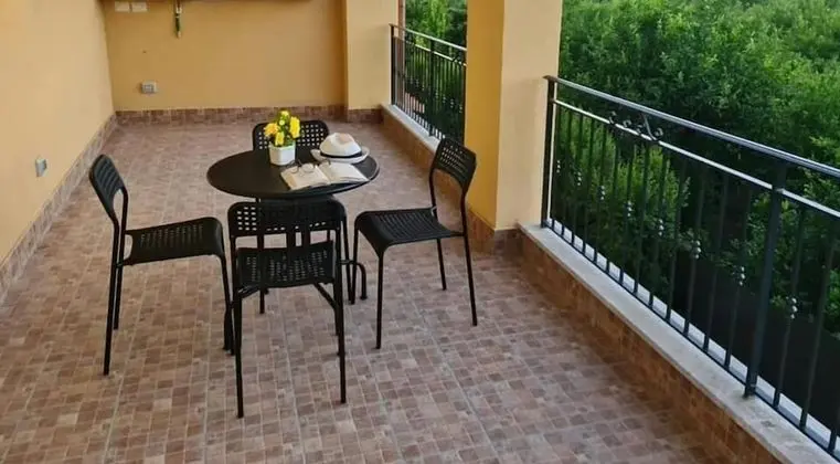 Oda, 1 Yatak Odası, Sigara İçilebilir, Balkon
