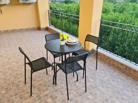 Oda, 1 Yatak Odası, Sigara İçilebilir, Balkon