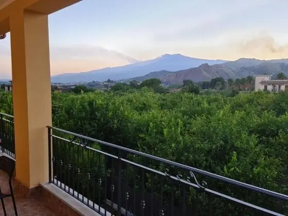 Oda, 1 Yatak Odası, Sigara İçilebilir, Balkon