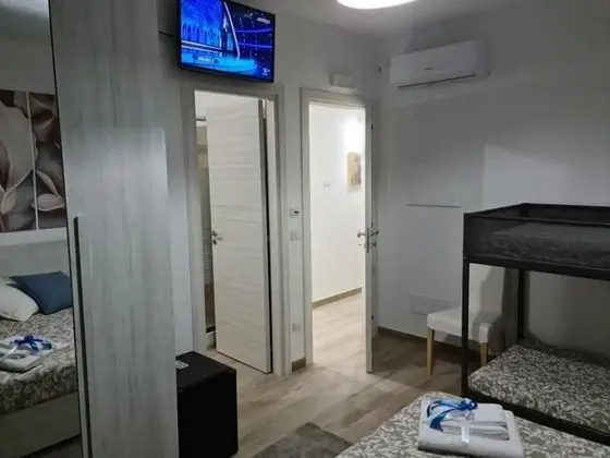 Oda, 1 Yatak Odası, Sigara İçilebilir, Balkon