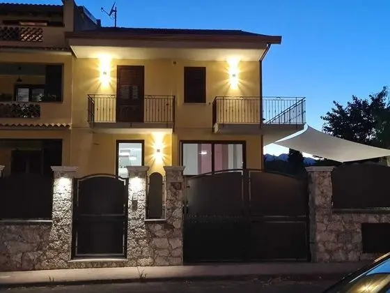 Oda, 1 Yatak Odası, Sigara İçilebilir, Balkon