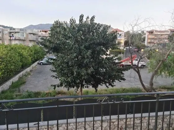 Oda, 1 Yatak Odası, Sigara İçilebilir, Balkon