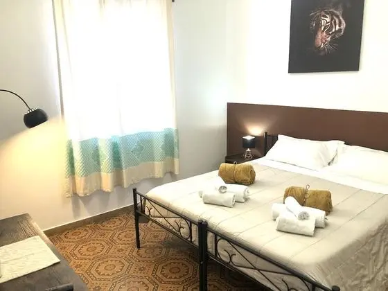 Ortak Ranzalı Oda, 1 Yatak Odası