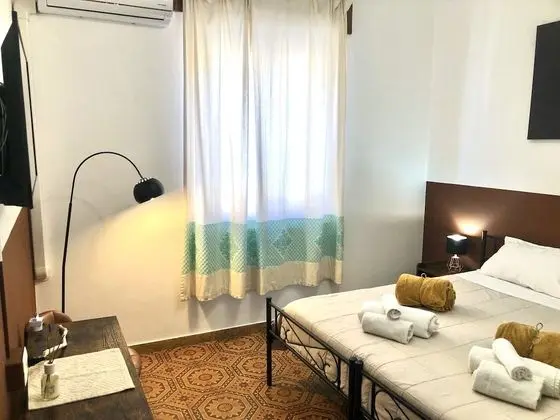 Ortak Ranzalı Oda, 1 Yatak Odası