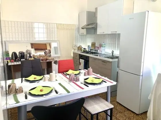 Ortak Ranzalı Oda, 1 Yatak Odası