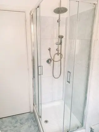 Ortak Ranzalı Oda, 1 Yatak Odası