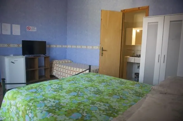 Basic Üç Kişilik Oda