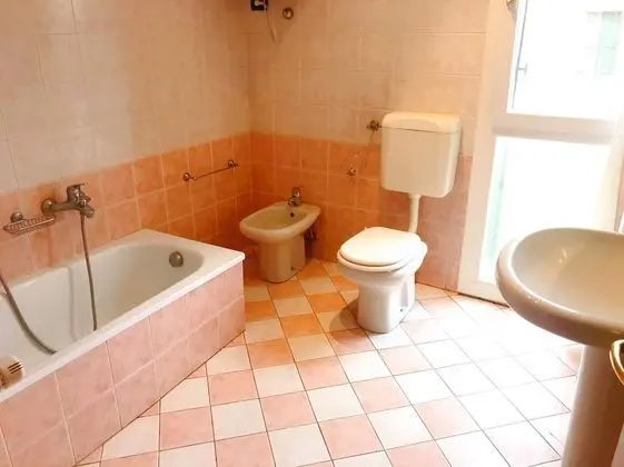 Ortak Ranzalı Oda, 1 Yatak Odası, Buzdolabı