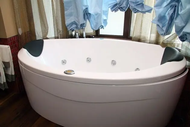 Deluxe Tek Büyük Yataklı Oda, 1 En Büyük (King) Boy Yatak, Jakuzi, Deniz Manzaralı