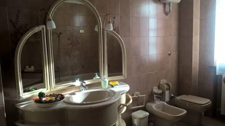 Classic Tek Büyük Yataklı Oda, Banyolu/Duşlu